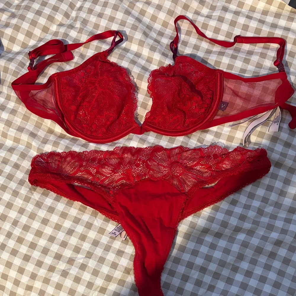Victorias Secret Elegant Red Lace Lingerie Set